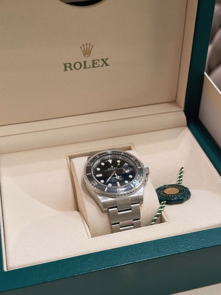 Rolex Submariner Date